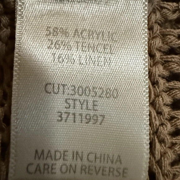 Max Studio brown Short Sleeve open weave v neck sweater - Picture 5 of 6